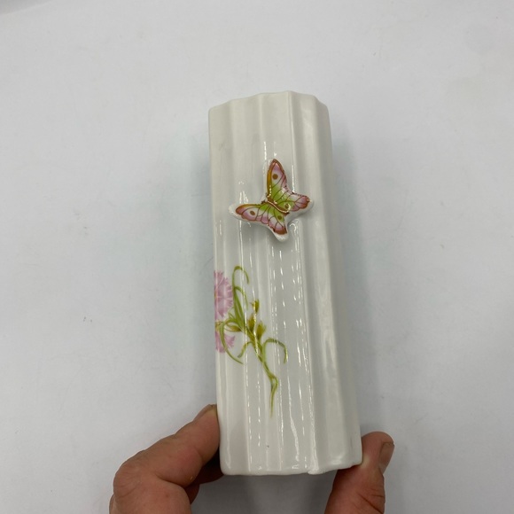 Vintage white glass single flower vase retro heart shape bud vases glasses - Picture 7 of 8